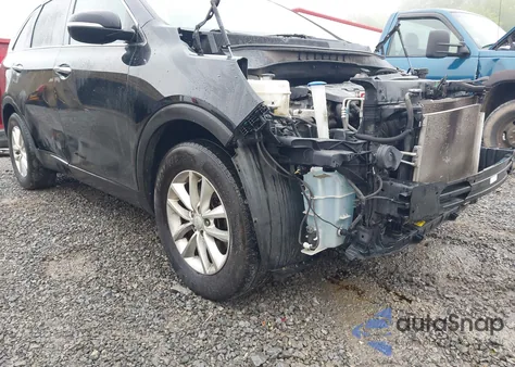 2017 Kia Sorento 2.4L Lx z USA, uszkodzony, nr VIN 5XYPG4A30HG254825